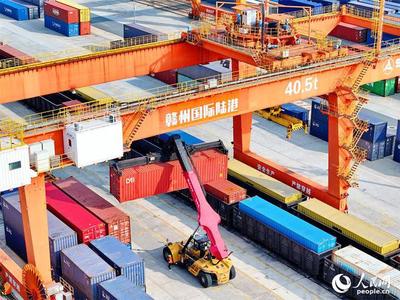 江西贛州南康區 進出口貨物裝運繁忙 彰顯開放發展活力